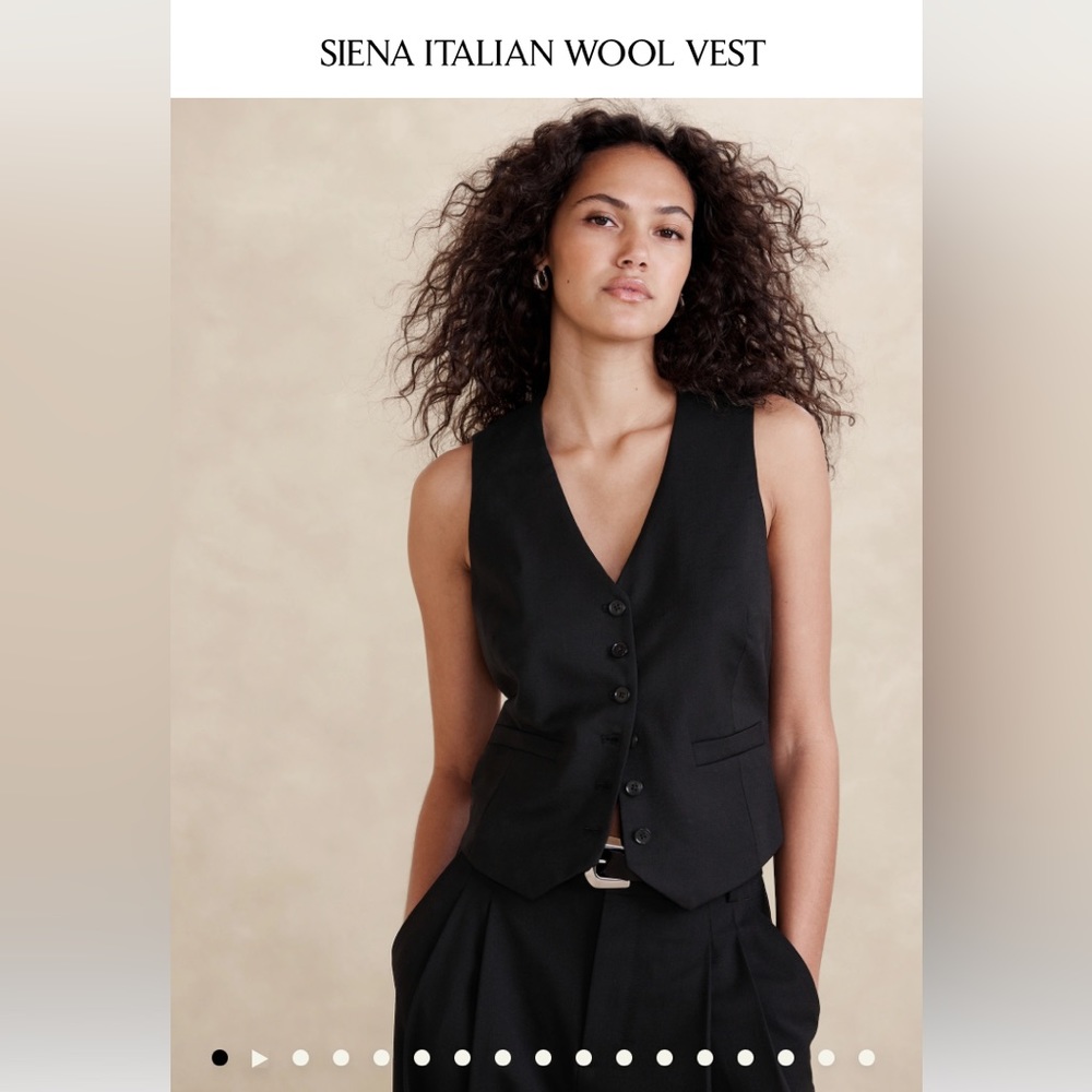 NWT-Banana Republic Siena Vest Size 4
